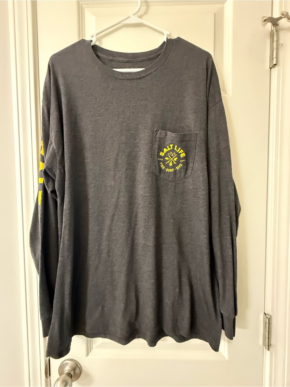 Salt Life Fish Surf Dive Long Sleeve Pocket T-Shirt Size XL